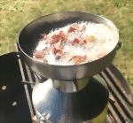 kelly-kettle-mahlzeit-zubereiten-medium.gif