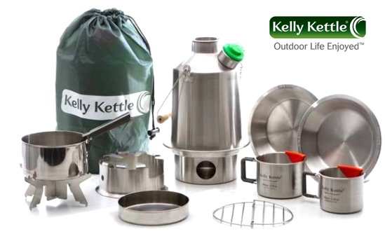kelly-kettle_ultimate_scout-kit_edelstahlausfuehrung_with_green-whistle.jpg